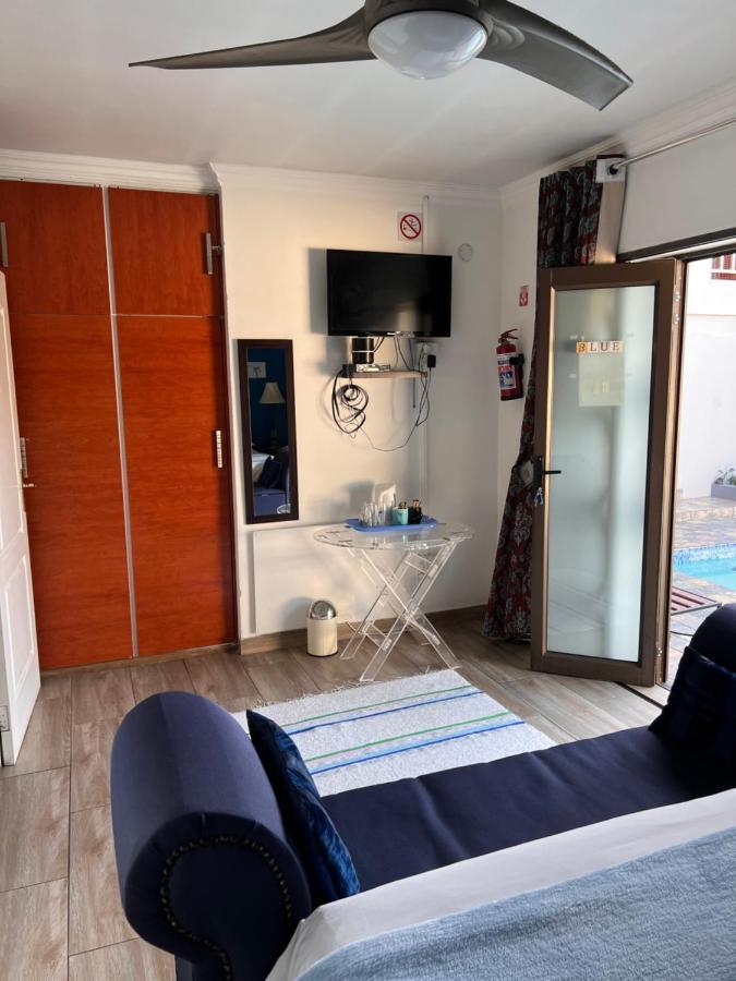 2 Op Terblanche Guesthouse Боксбург Екстериор снимка