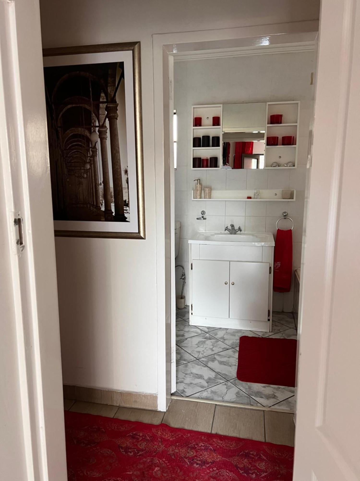 2 Op Terblanche Guesthouse Боксбург Екстериор снимка