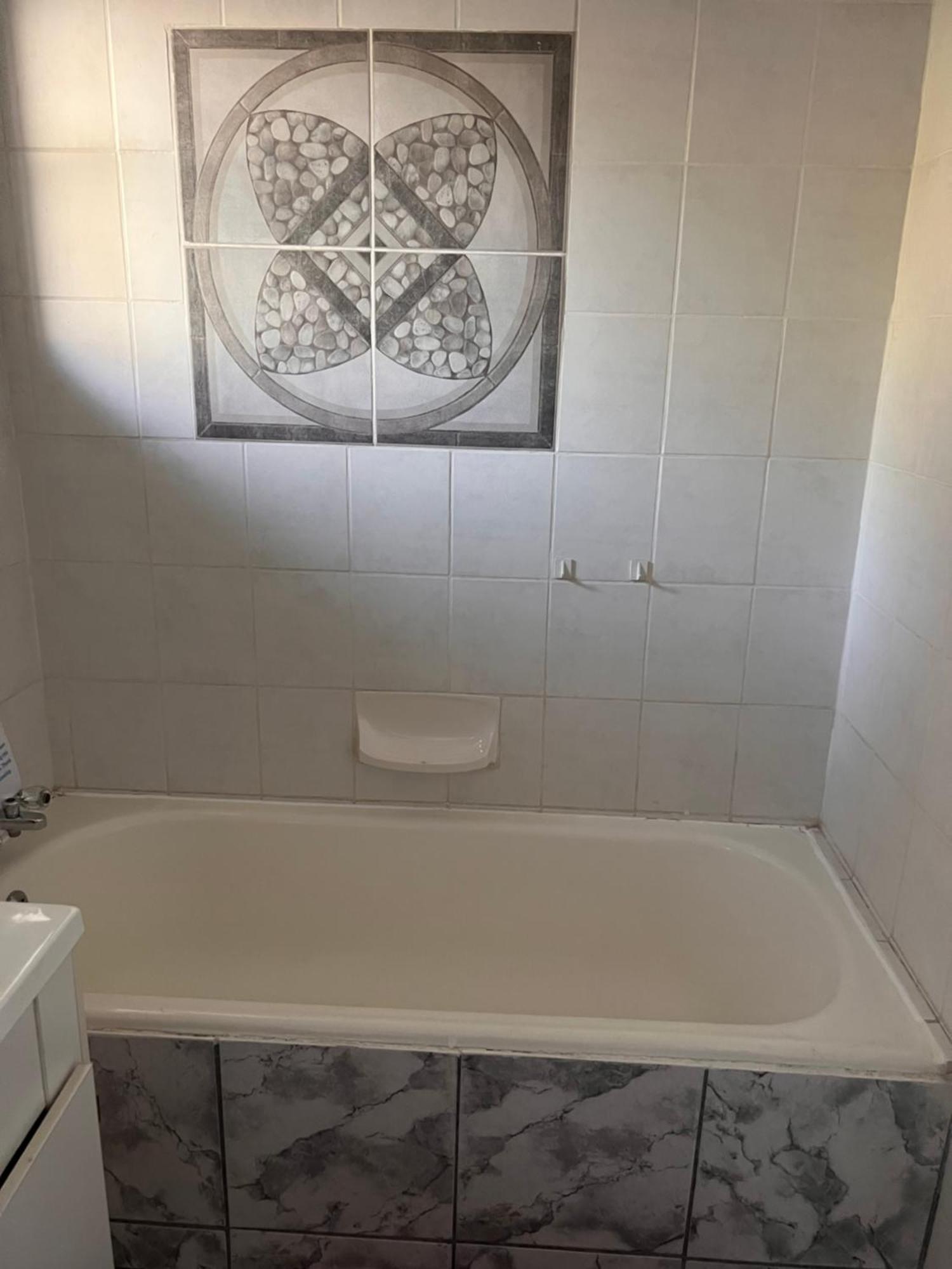 2 Op Terblanche Guesthouse Боксбург Екстериор снимка