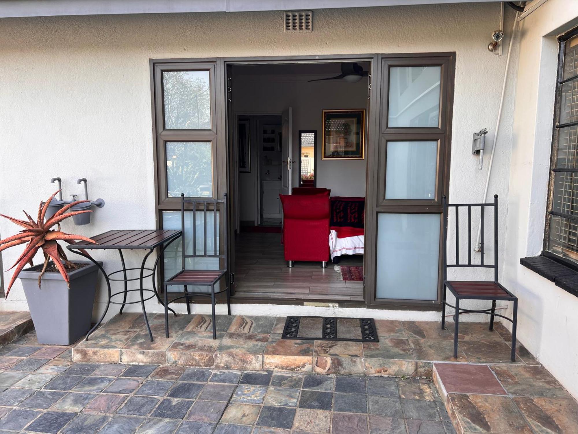 2 Op Terblanche Guesthouse Боксбург Екстериор снимка