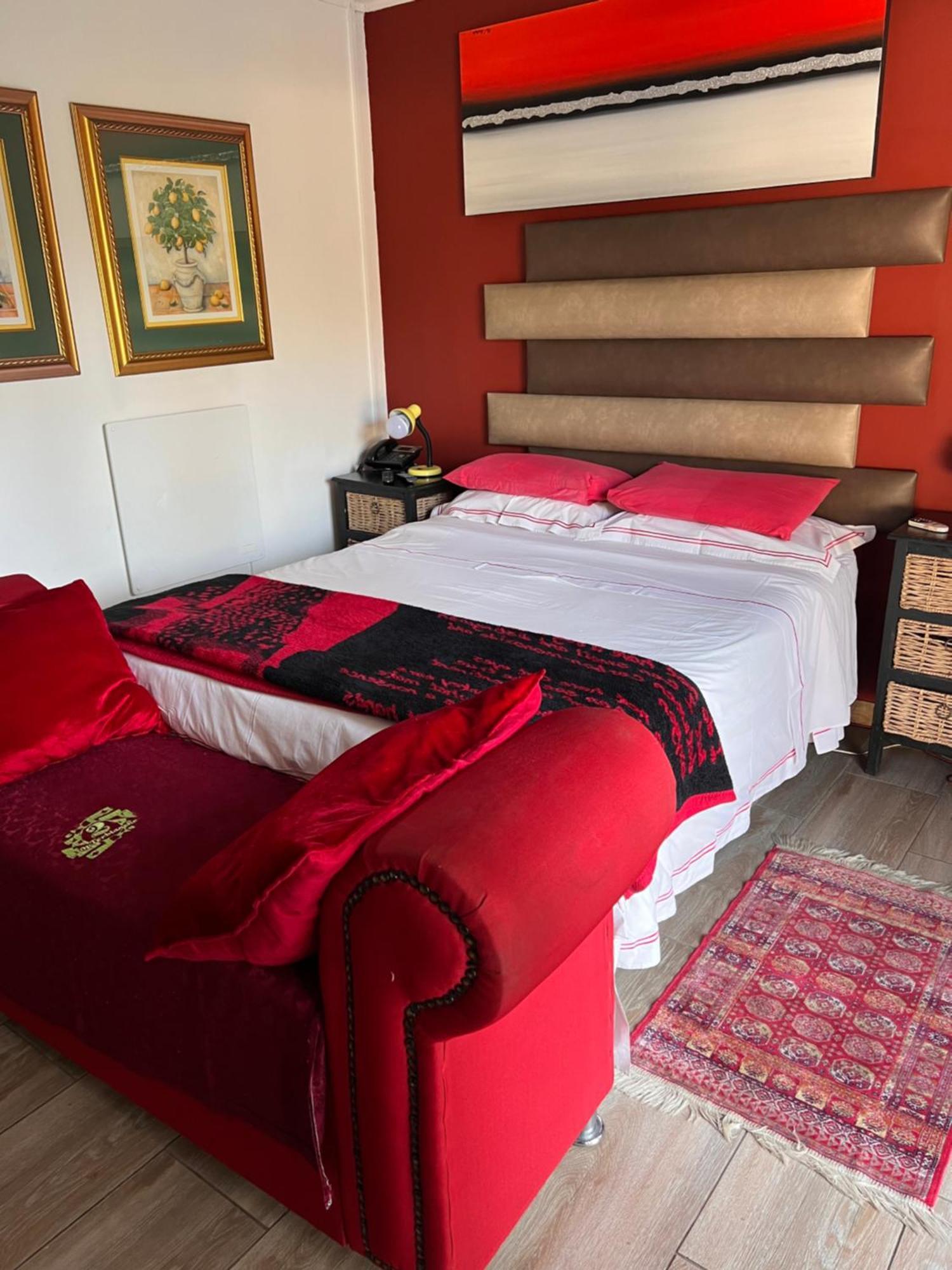 2 Op Terblanche Guesthouse Боксбург Екстериор снимка