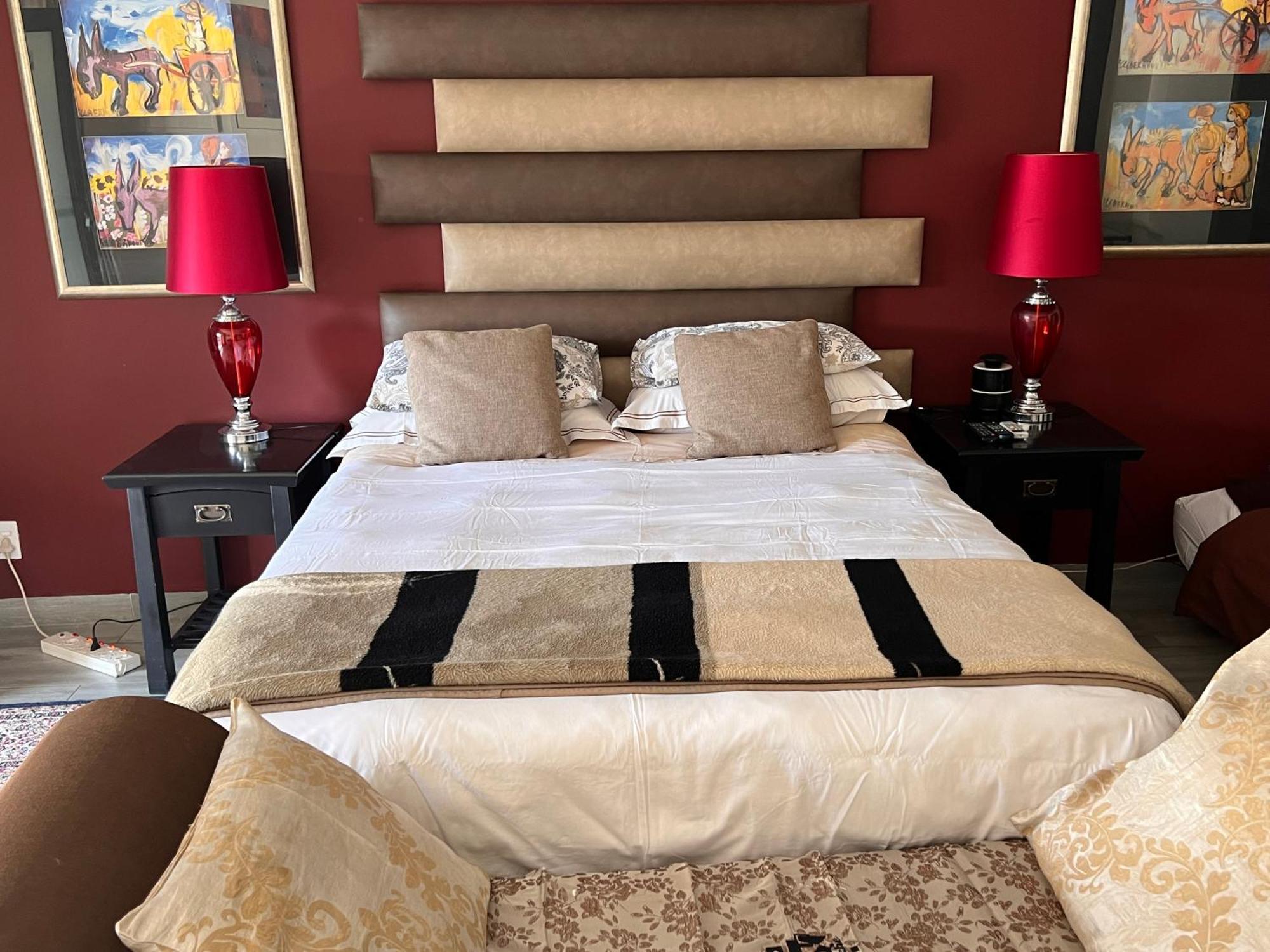 2 Op Terblanche Guesthouse Боксбург Екстериор снимка