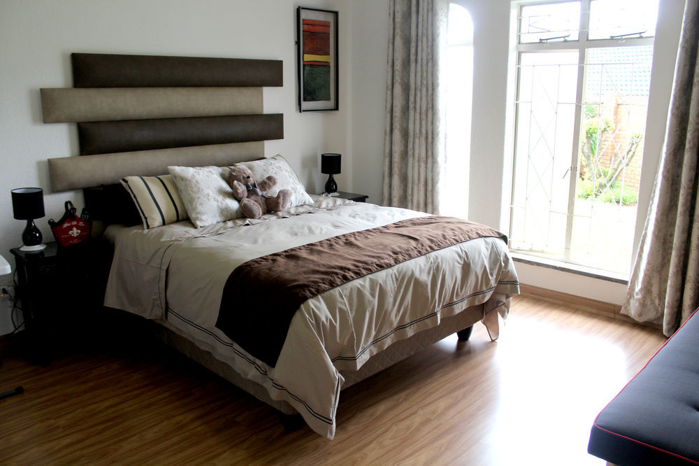 2 Op Terblanche Guesthouse Боксбург Екстериор снимка