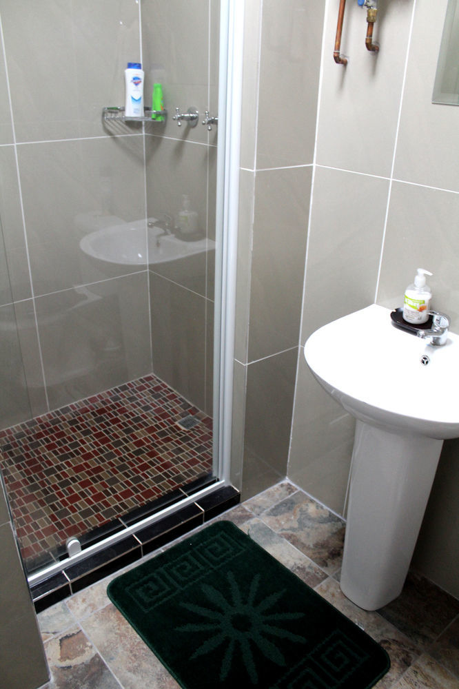 2 Op Terblanche Guesthouse Боксбург Екстериор снимка